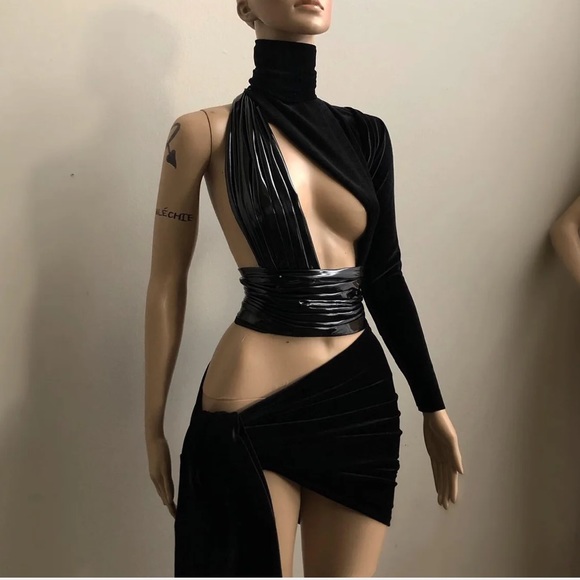 Custom made Calechie dress - Picture 3 of 3